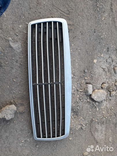 Решётка радиатора Mercedes w210