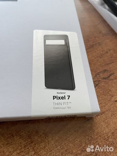 Spigen для Google Pixel7