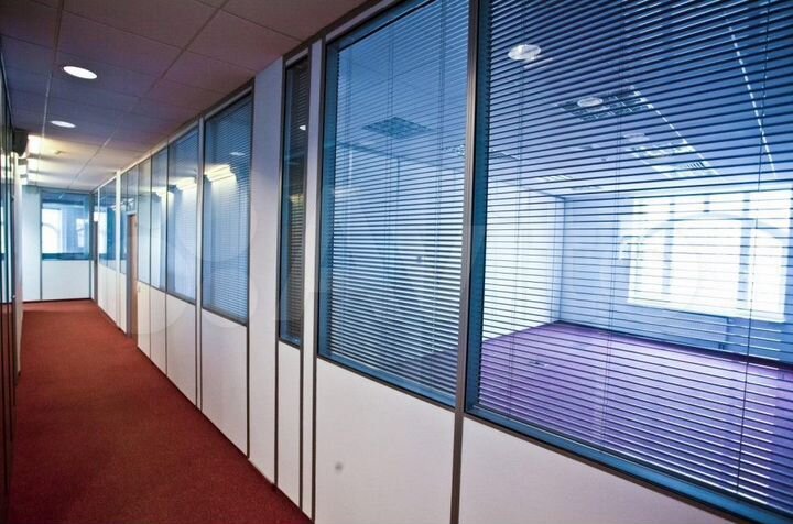 Здание, 3300 м²