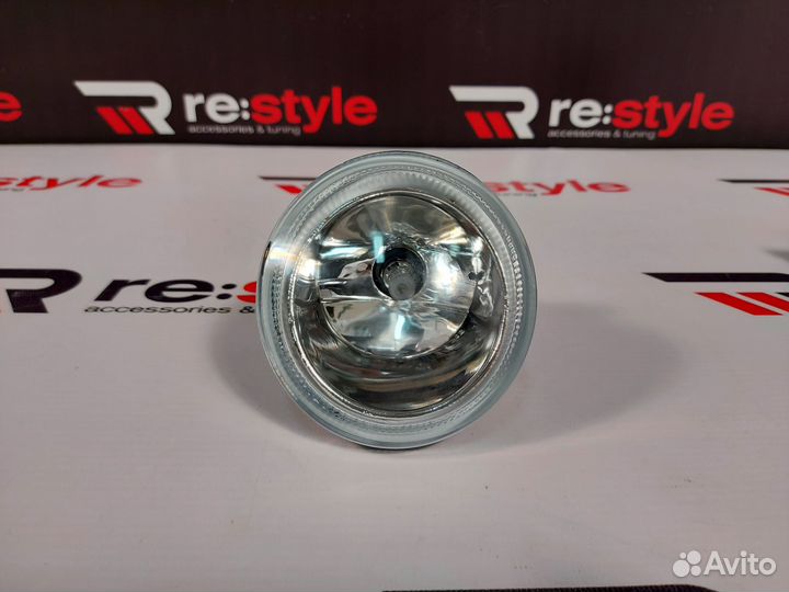 Туманка Toyota Voxy R60 2001-2004г