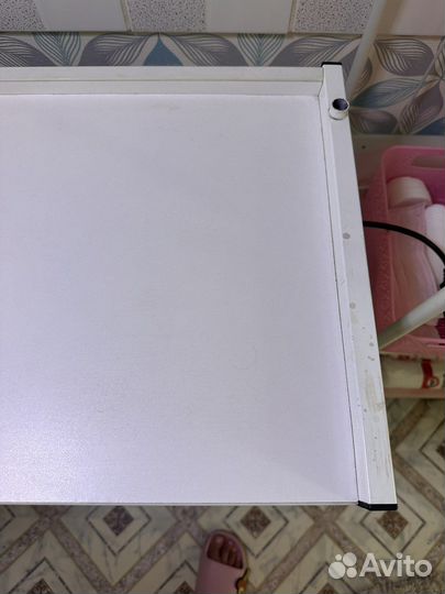 Косметологический стол