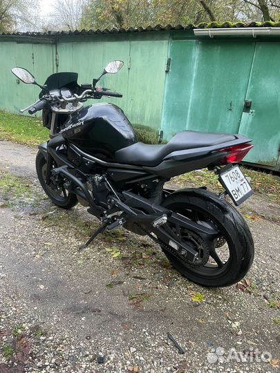 Yamaha xj6n (fz6)