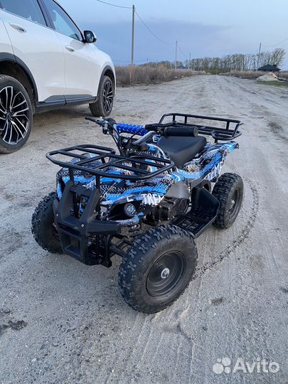 Детский квадроцикл бензиновый