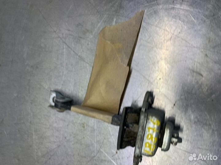 Ограничитель двери задний правый Chery M11 SQR481F