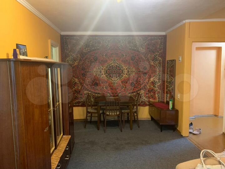 2-к. квартира, 43 м², 2/4 эт.