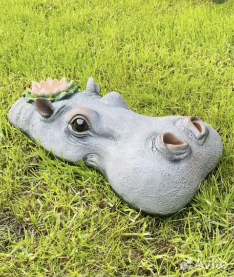 Бегемот фигурка для сада