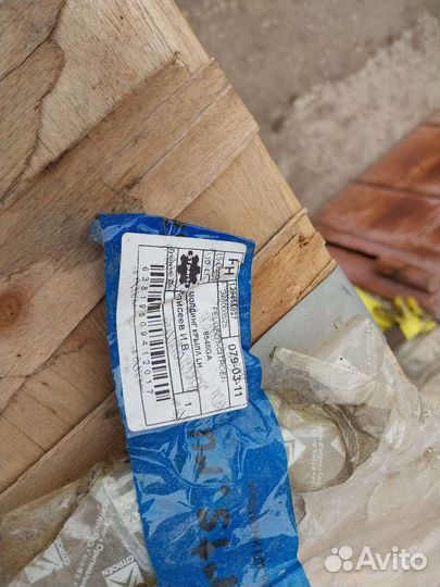 Молдинг peugeot 308 новый