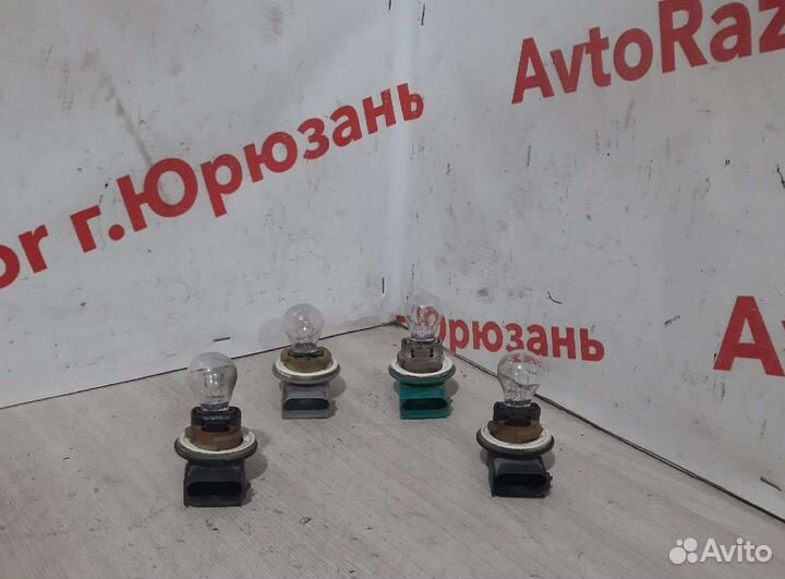 Патрон фонаря Ford Maverick