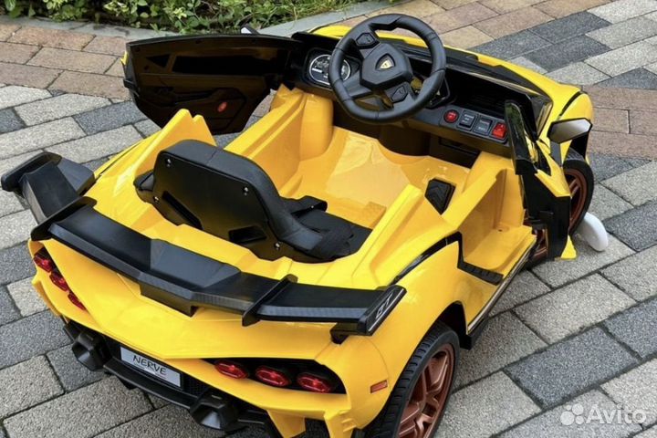 Детский электромобиль