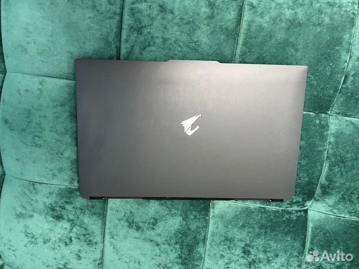 Игровой ноутбук Aorus 7