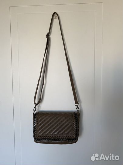 Сумка кроссбоди кожаная