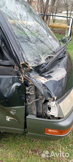 Toyota town ace дверь