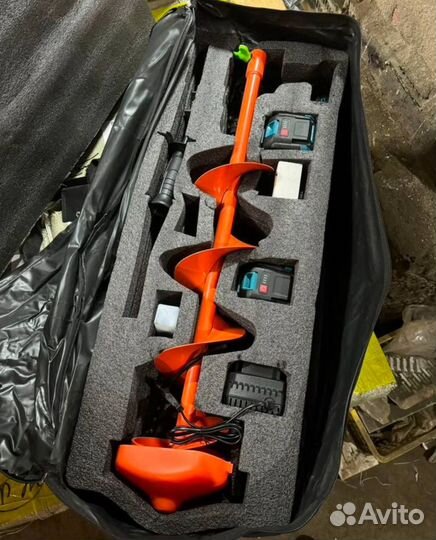 Шуруповерт ледобур+шнек+сумка Makita (Арт.45547)
