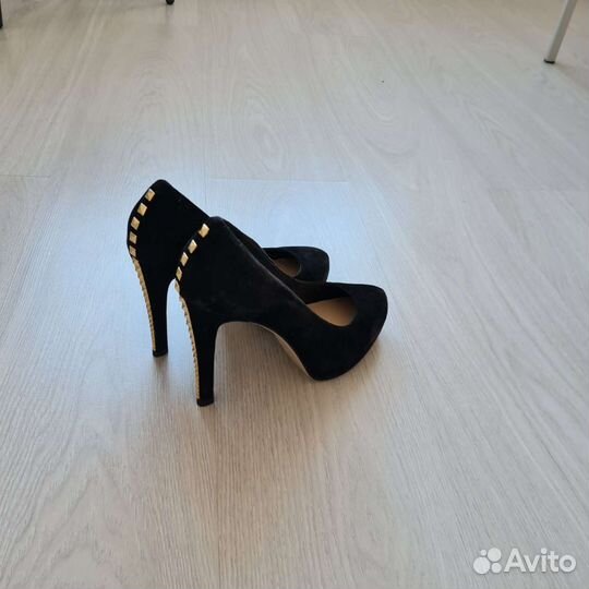 Туфли натуральная замша 39