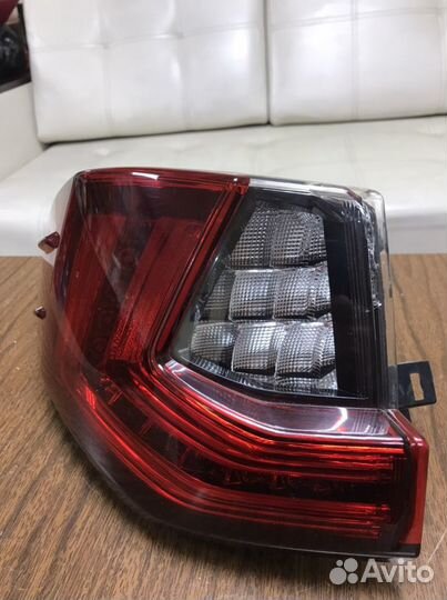 Фонарь наружный левый Lexus RX 350 2016+