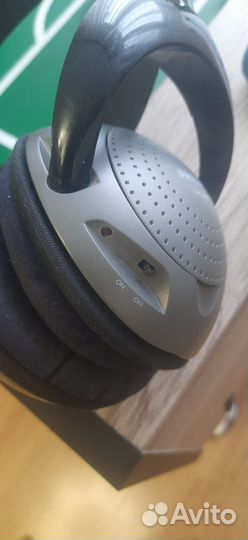 Беспроводные наушники philips