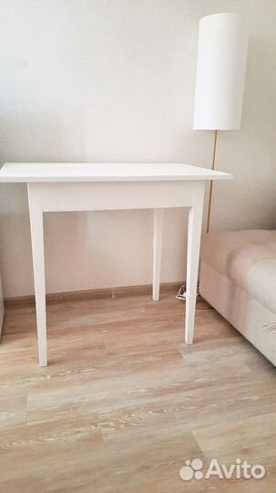 Стол обеденный,р-р 9060, высота 79