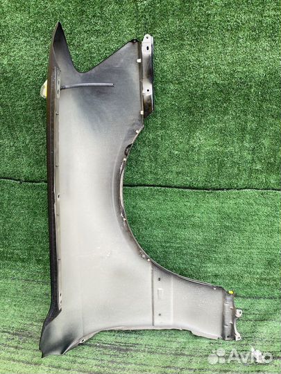 Крыло переднее левое Toyota Crown JZS179