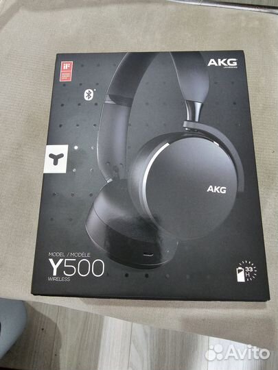 Беспроводные наушники AKG Y500