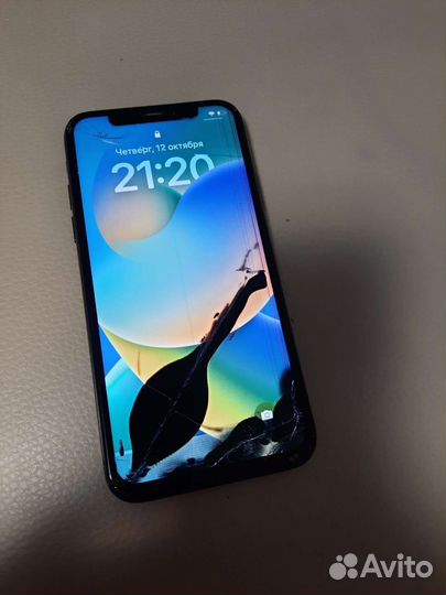 iPhone X, 64 ГБ