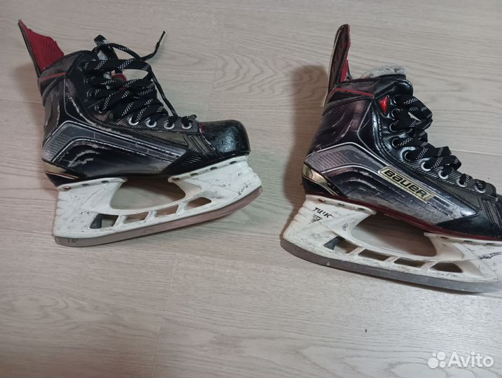 Хоккейные коньки bauer vapor