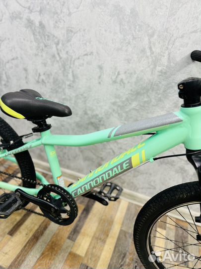 Детский велосипед Cannondale (20 колеса)