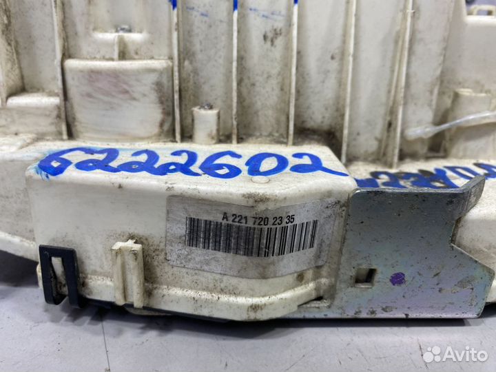 Замок двери передней левой Mercedes W221 S