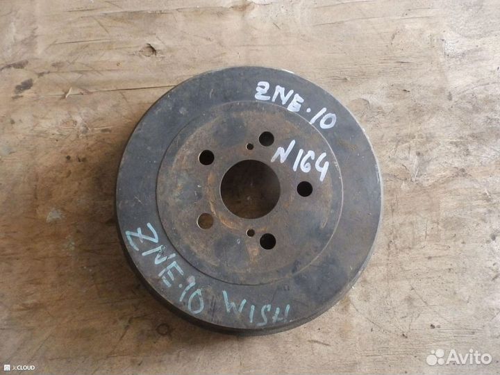 Тормозной барабан на toyota wish ZNE10