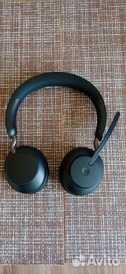 Беспроводные наушники новые