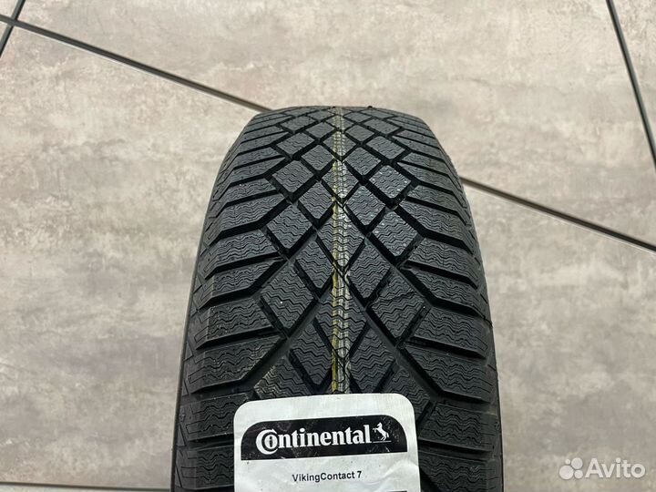 Continental ContiVikingContact 7 245/70 R16