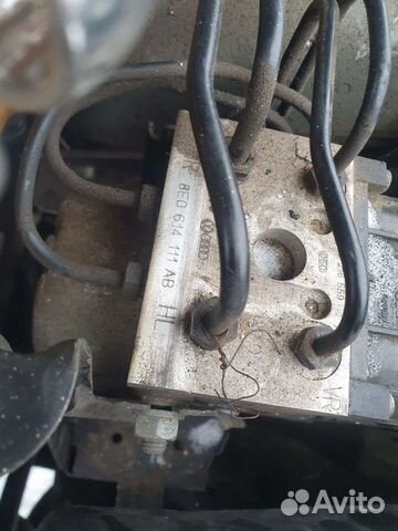 Блок ABS Volkswagen Passat 8E0614111AB A4 B5