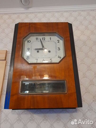 Часы настенные
