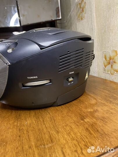 Магнитофон elenberg