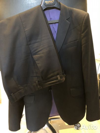 Костюм школьный