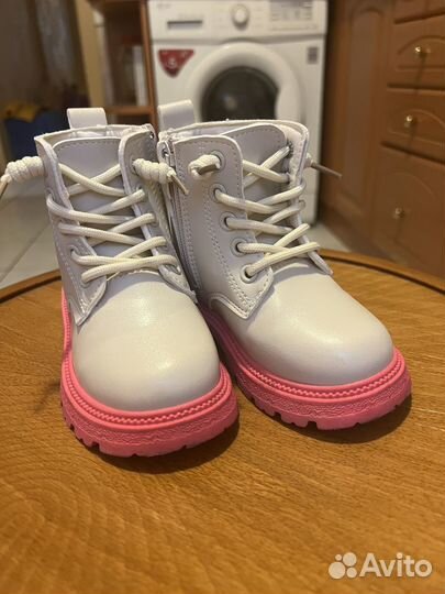 Ботинки демисезонные для девочки 23 р
