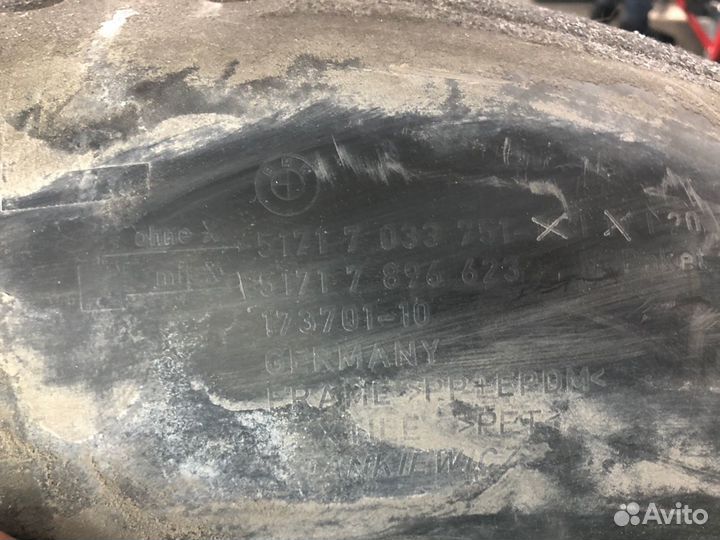 Подкрылок задний левый Bmw 5-Series E60 N52B25