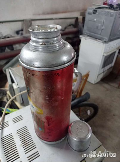 Термоса железные и стекл графин