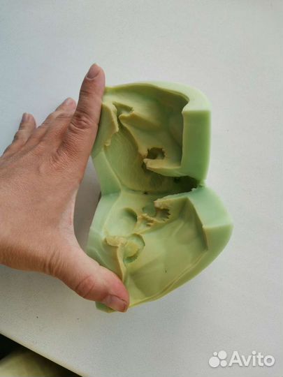 Форма силиконовая для свечей Тигр на камне