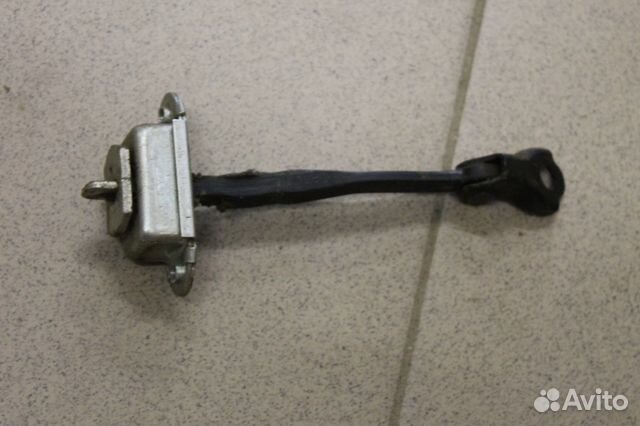 Ограничитель двери Nissan Juke F15 82430-1KA0A