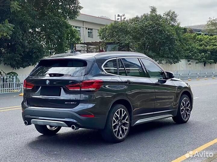 BMW X1 2.0 AT, 2021, 32 000 км