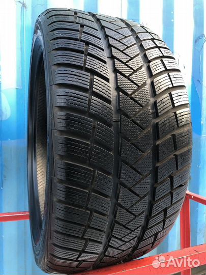 Vredestein Wintrac Pro 295/35 R21