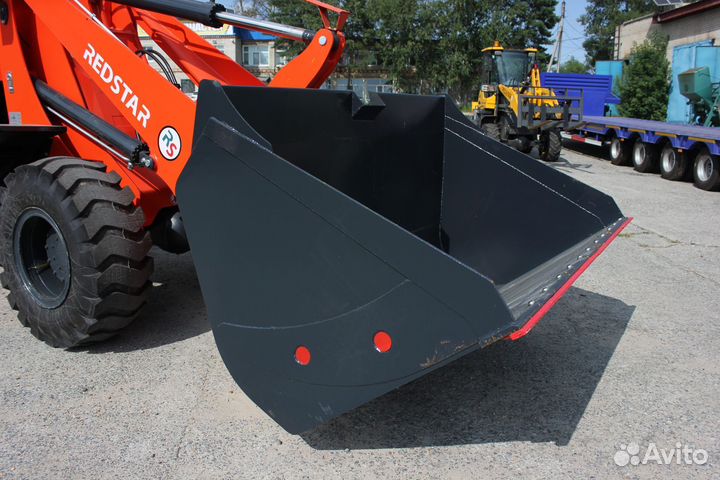 Фронтальный погрузчик Redstar 2500GTS, 2023