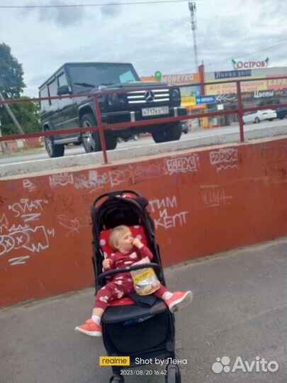 Прогулочная коляска