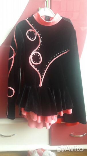 Костюм для фигурного катания