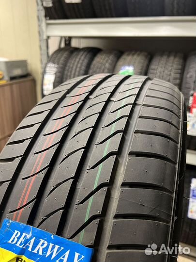 Bearway BW388 215/55 R17 93T