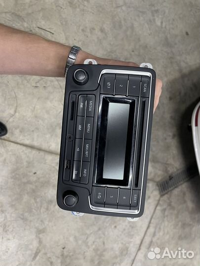 Мультимедиа jetta 6