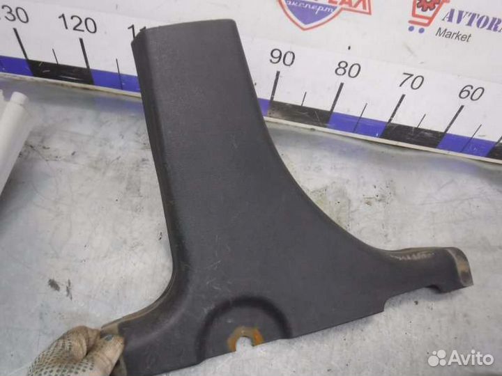 Облицовка стойки Лада Калина 11186 2013