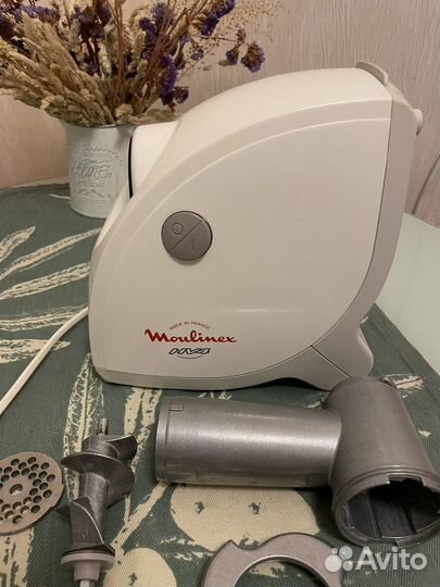 Мясорубка электрическая