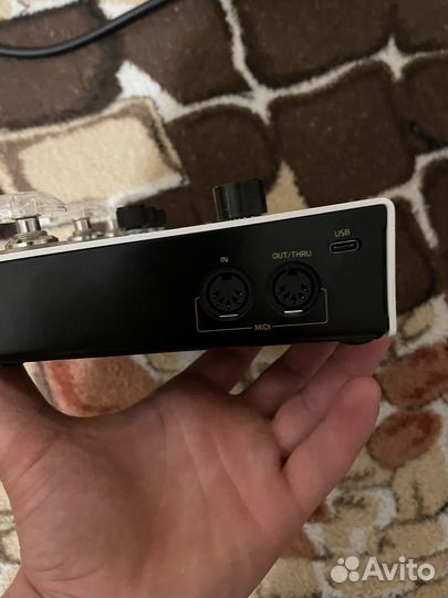 Гитарный процессор ampero stomp