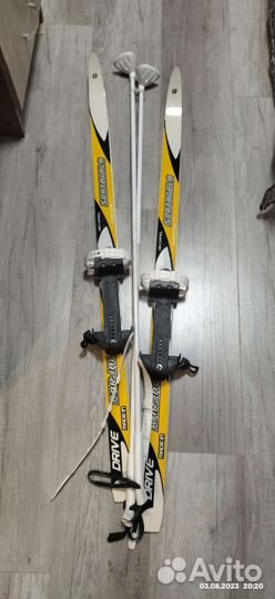 Лыжи пластиковые